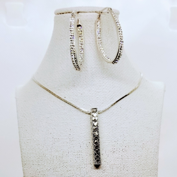 NF*Sparkly Jewelry collection Sliver-tone - Picture 3 of 5